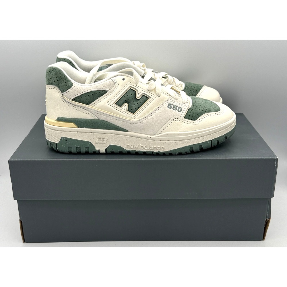 New Balance 550 Shoes Womens Size 6 B Sea Salt Dark Juniper Outdoor BBW550PE